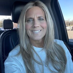 Belle Tress Gabrielle in Sparkling Champagne 100% hand tied